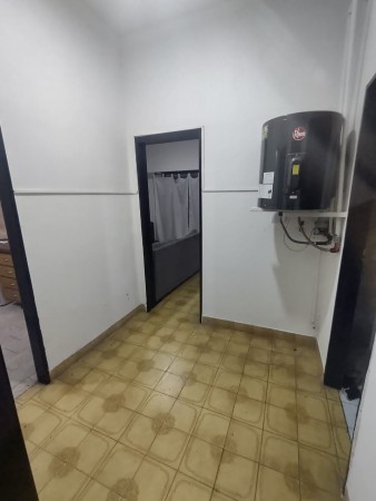 Casa al frente y segunda propiedad al fondo