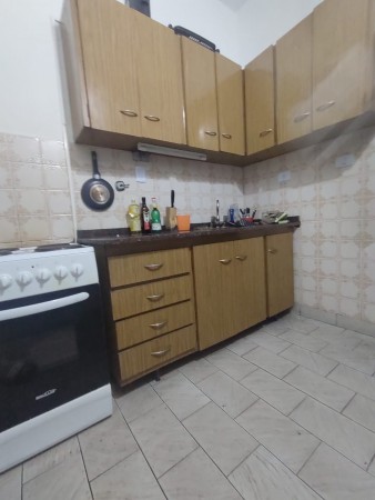 Casa al frente y segunda propiedad al fondo