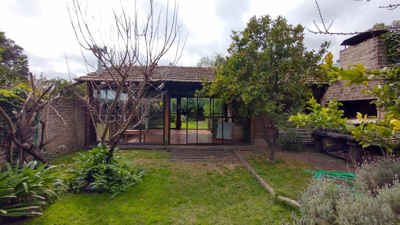 Hermoso chalet en venta en Villa Alemania
