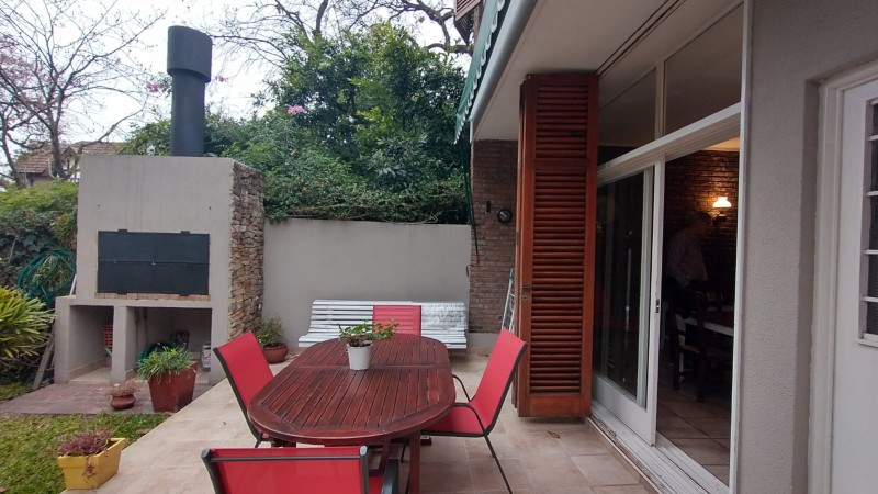 Casa en Hurlingham centro, sobre Ricchieri