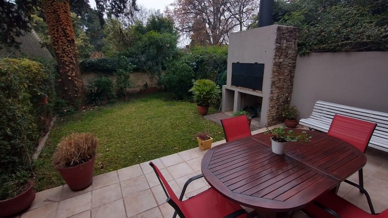 Casa en Hurlingham centro, sobre Ricchieri