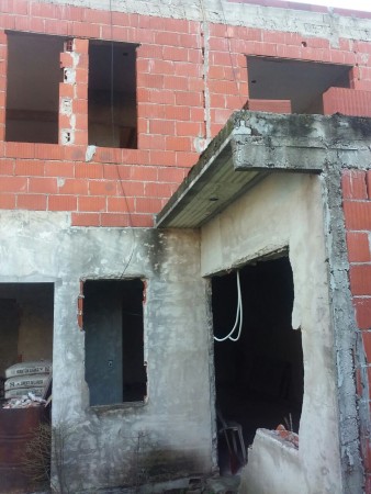 Oportunidad inversor: casa y otra a terminar