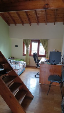 Chalet en Villa Club Sobre Calle Granaderos Nuevo Valor!