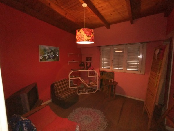 Casa amplia y bien ubicada