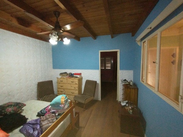 Casa amplia y bien ubicada