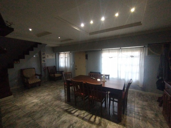 2 casas, ideal para varias familias