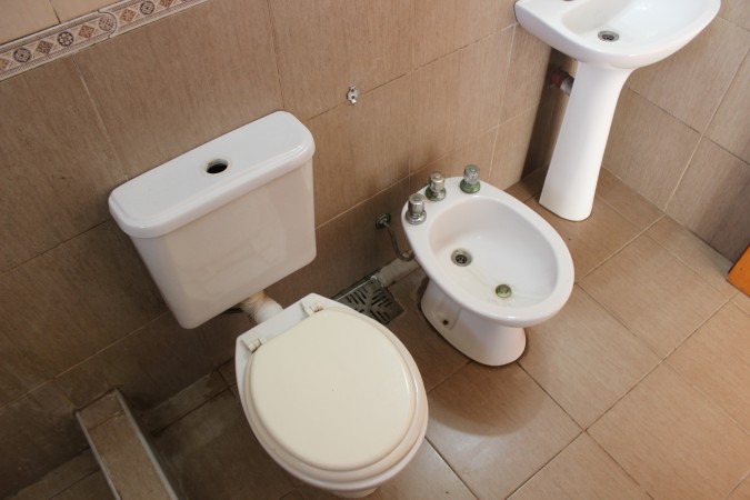 4 dúplex y galpón, ideal para renta