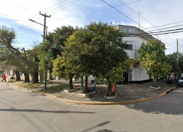 VENTA EN BLOQUE esquina Granaderos y Plumerillos