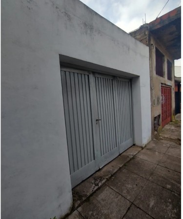 VENTA EN BLOQUE esquina Granaderos y Plumerillos