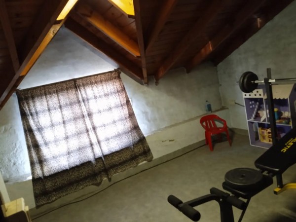 Casa de 5 dorm parque y cochera Villa Club