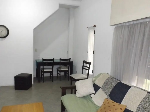 Casa amplia y con piscina en Villa Club