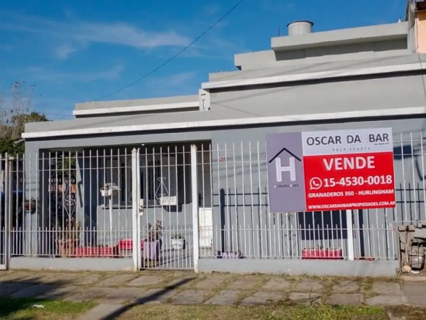 Casa con lote libre Villa Tesei