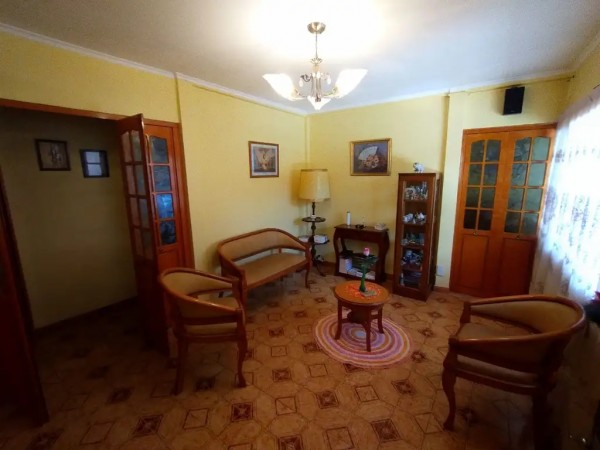 2 casas en un lote ideal familia grande