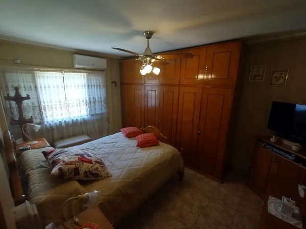 2 casas en un lote ideal familia grande