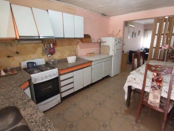 2 casas en un lote ideal familia grande