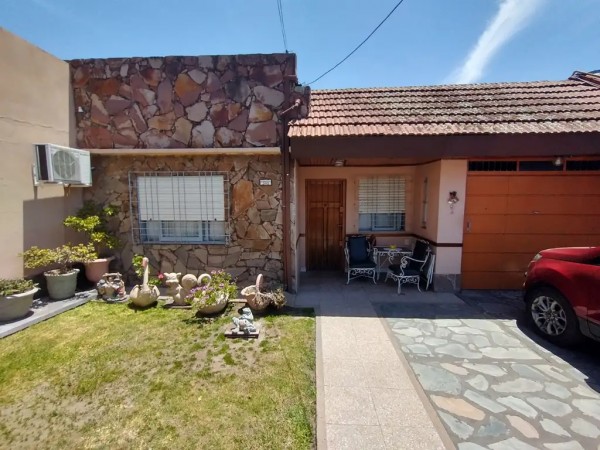 2 casas en un lote ideal familia grande