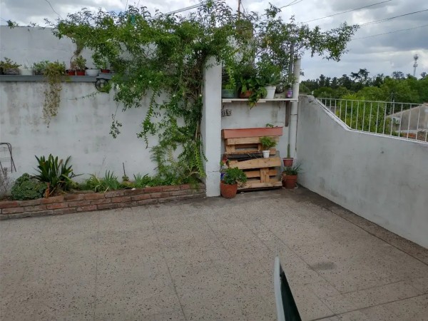 Departamento en Hurlingham amplio balcón
