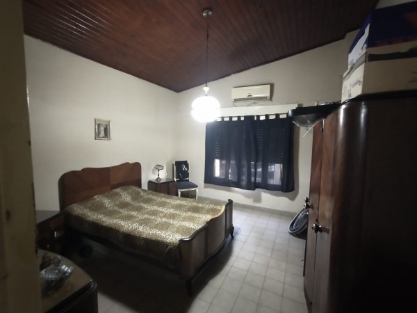 Casa con amplio lote en Villa Club