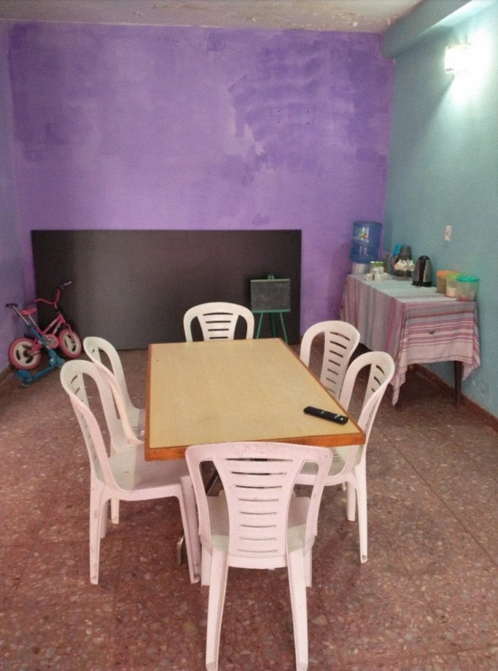 Casa en esquina Rodriguez