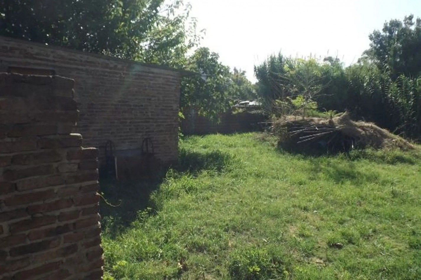 Lote con casa ideal inversor