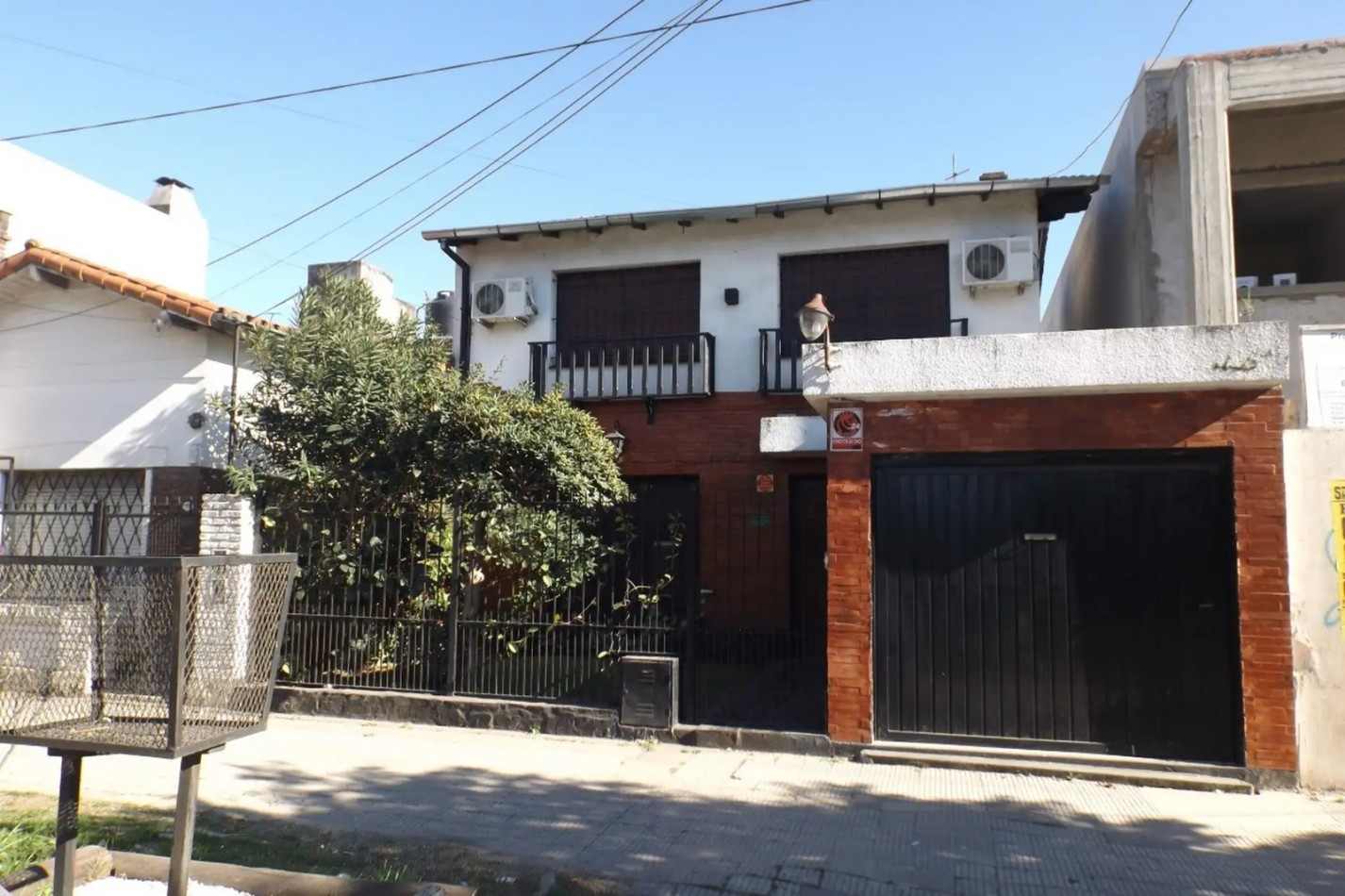 OPORTUNIDAD NUEVO VALOR, PLENO HURLINGHAM Casa a 50 mts de la plaza de Hurlingham