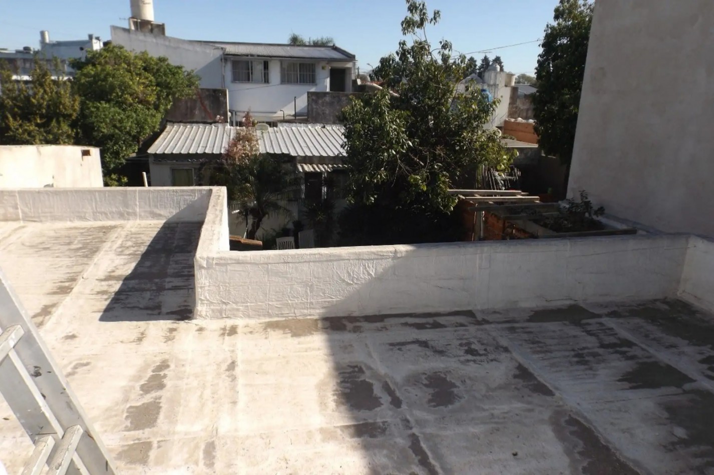OPORTUNIDAD NUEVO VALOR, PLENO HURLINGHAM Casa a 50 mts de la plaza de Hurlingham