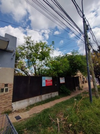 Lote /Terreno de 300 m2 Ubicación!!!