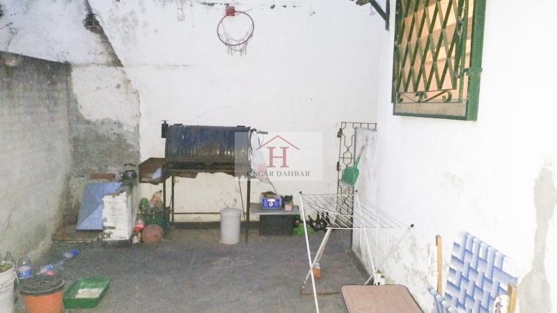 Casa en venta frente a la plaza de Villa Club
