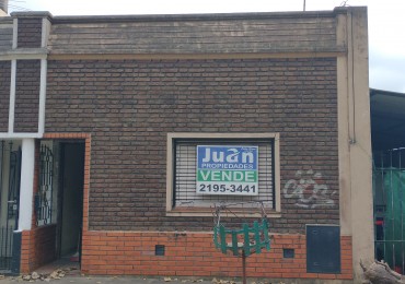 Casa amplia y bien ubicada