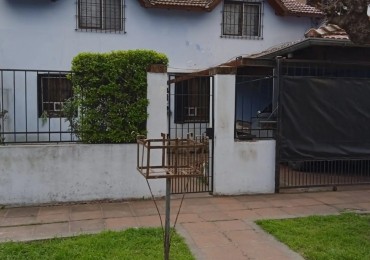 Casa de 5 dorm parque y cochera Villa Club