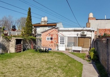 Casa en PH con lote libre