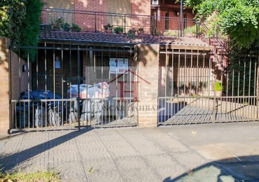 Casa en PH amplia superficie y buen diseño